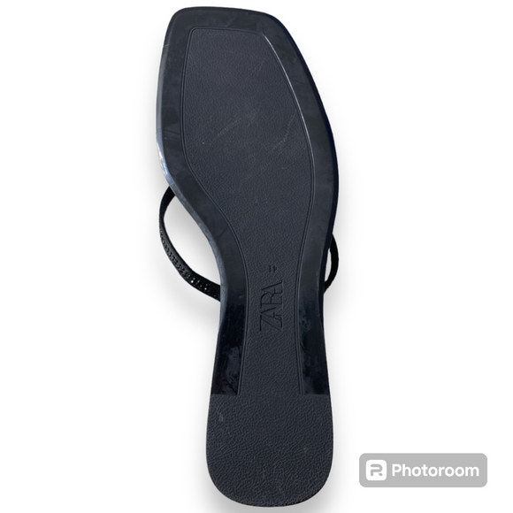 NWOT ZARA-RHINESTONE FLAT BLACK FABRIC SANDALS SIZE 41 - Picture 5 of 6